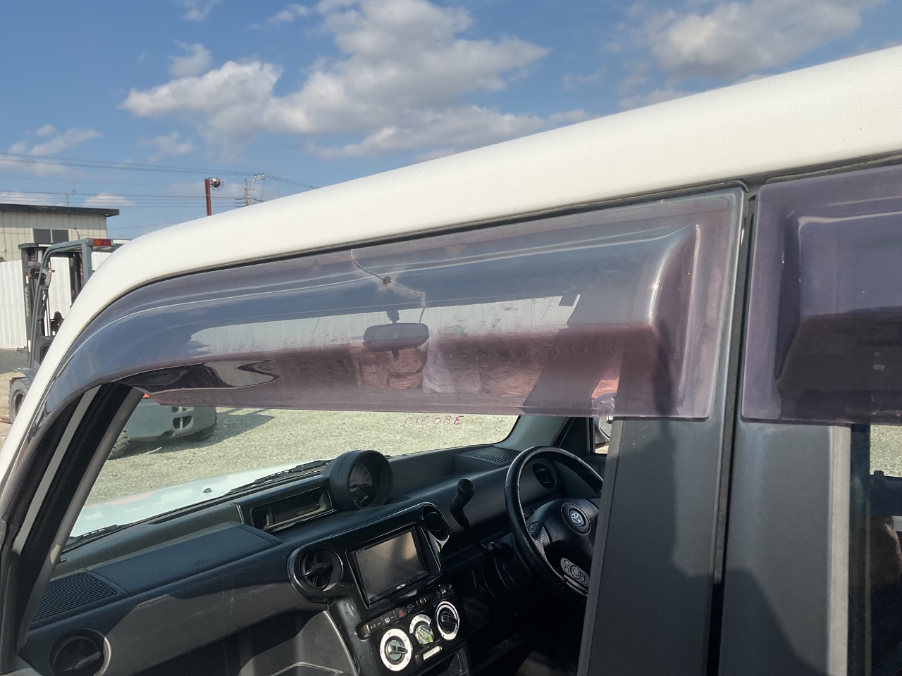 TOYOTA bB Ref:SP380317 14/16